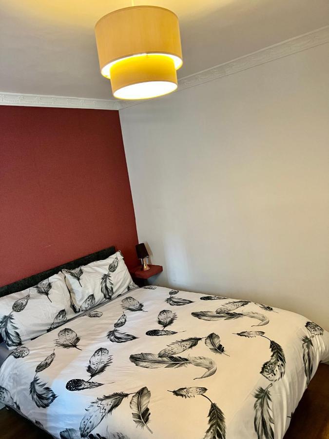 Private Room With Two Beds Near Central London Londres Exterior foto