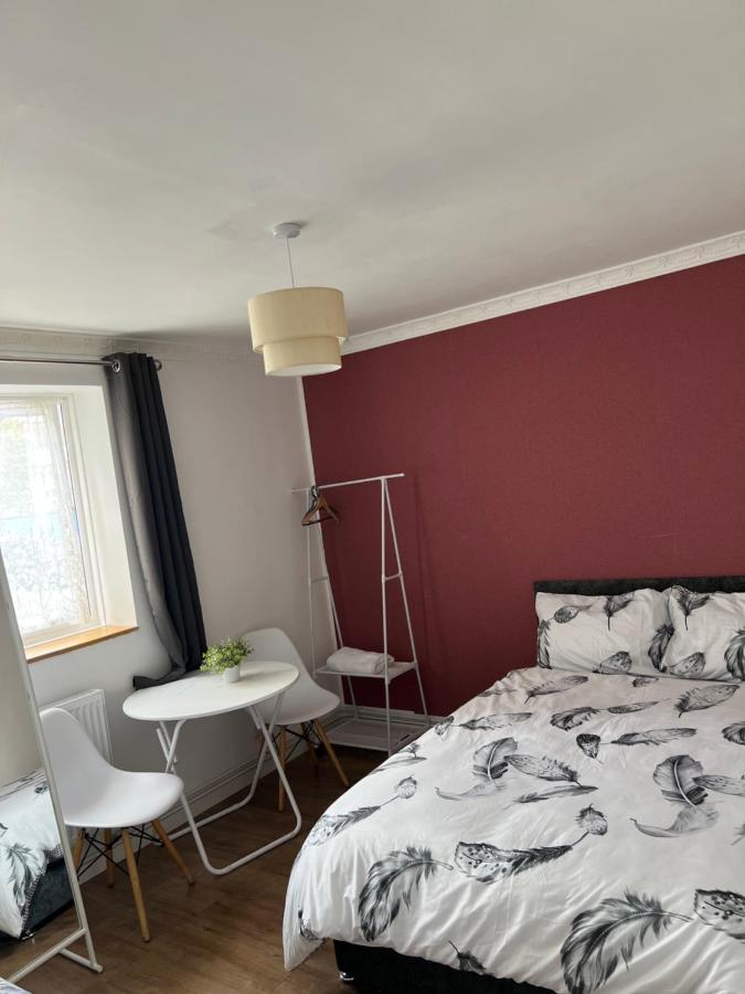 Private Room With Two Beds Near Central London Londres Exterior foto
